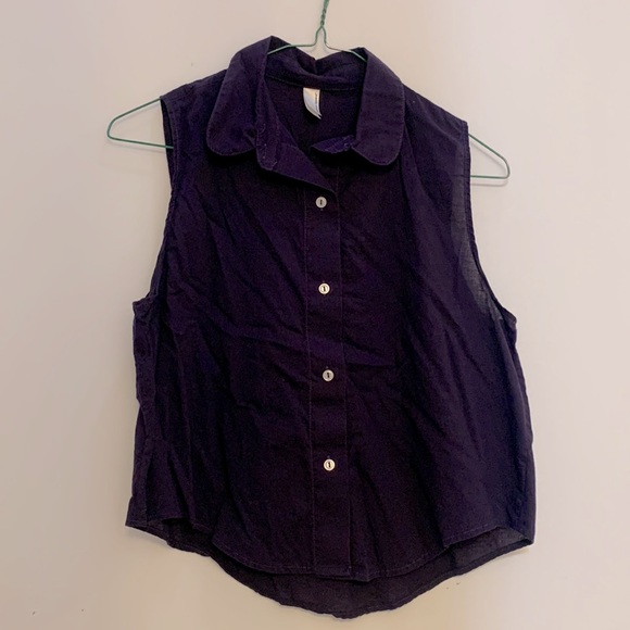 BNWOT American apparel collared sleeveless cotton lawn shirt in *deep purple* - Picture 2 of 8